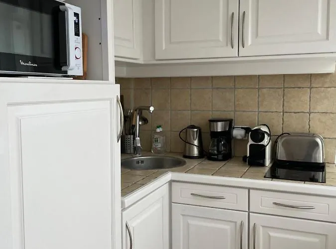 Des Fleurs Et Des Vagues Daire