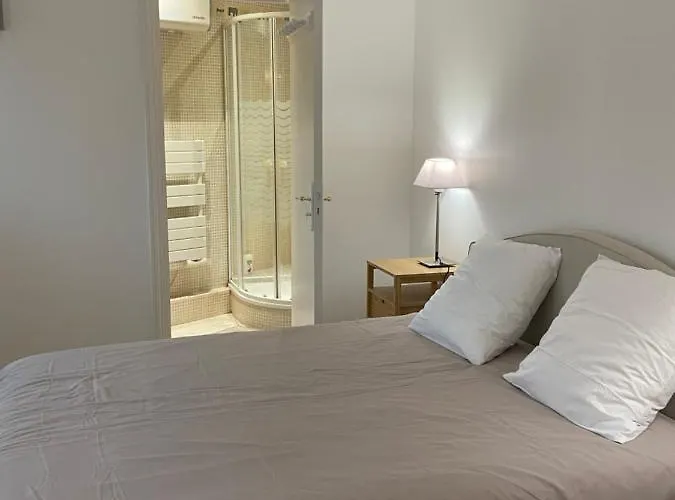 Des Fleurs Et Des Vagues Daire *