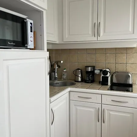 Des Fleurs Et Des Vagues Apartman