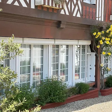 Des Fleurs Et Des Vagues Apartment Villerville
